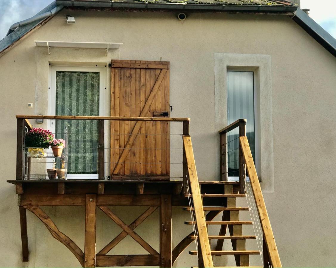 Le Pipapo Apartment Saint-Martin-de-Bavel Exterior photo