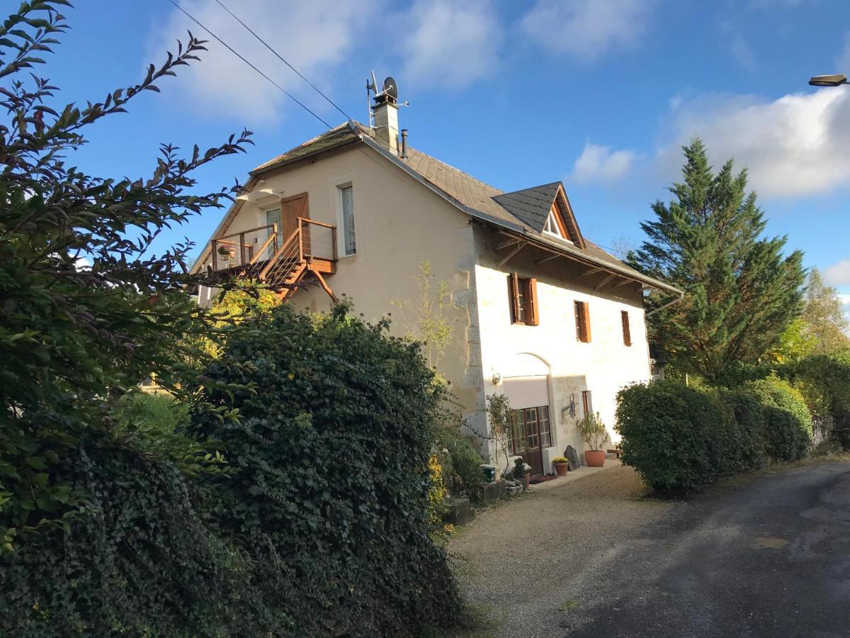 Le Pipapo Apartment Saint-Martin-de-Bavel Exterior photo